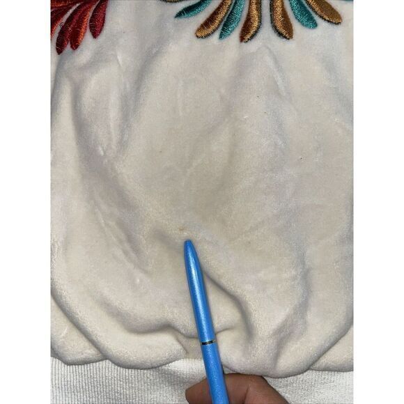 Vintage Cream Grandma Crewneck Embroidered Velvet‎ Sweater By Twins - Picture 5 of 9